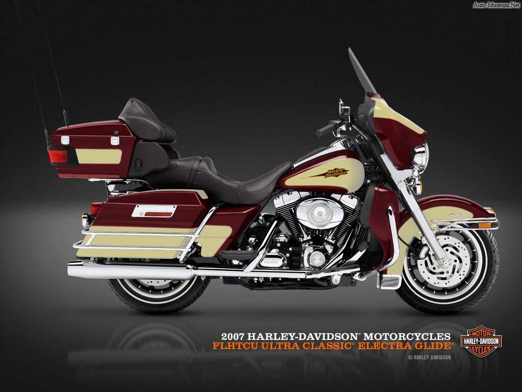Harley-Davidson FLHTCU Ultra Classic Electra Gilde (2007),  ajouté par Manimal