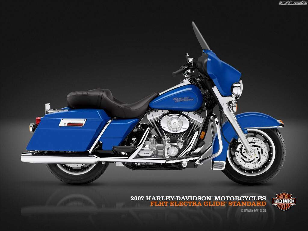 Harley-Davidson FLHT Electra Glide Standard (2007),  ajouté par Manimal