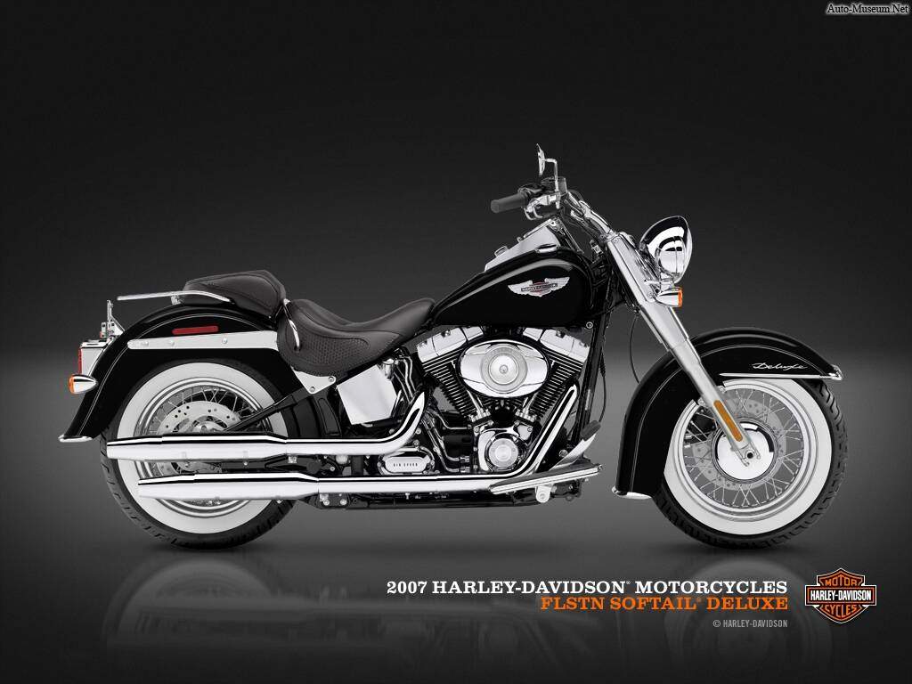 Harley-Davidson FLSTN Softail Deluxe (2007),  ajouté par Manimal