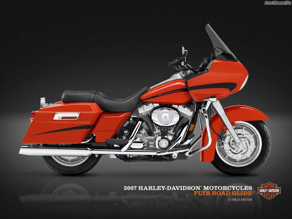 Harley-Davidson FLTR Road Glide (2007),  ajouté par Manimal