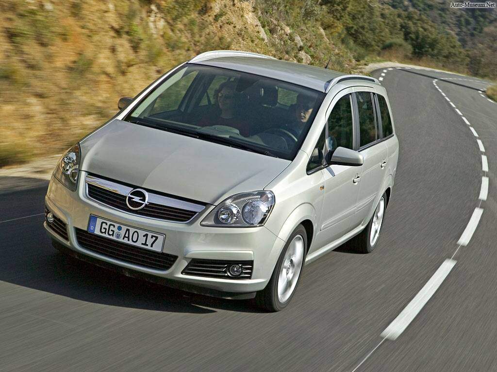 Opel Zafira II 1.9 CDTi 150 (2005-2010),  ajouté par caillou