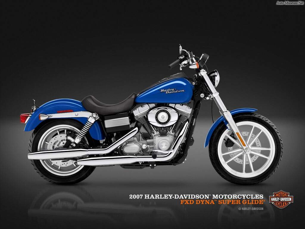 Harley-Davidson FXD Dyna Superglide (2007),  ajouté par Manimal