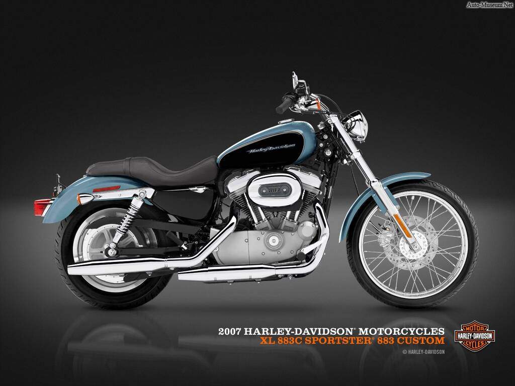 Harley-Davidson XL883C Sportster Custom (2007),  ajouté par Manimal