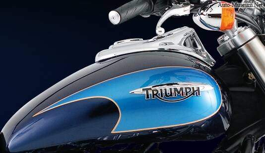 Triumph America (2008),  ajouté par choupette53