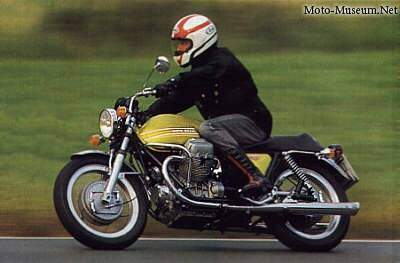 Moto Guzzi V7 Sport (1971-1975),  ajouté par Manimal
