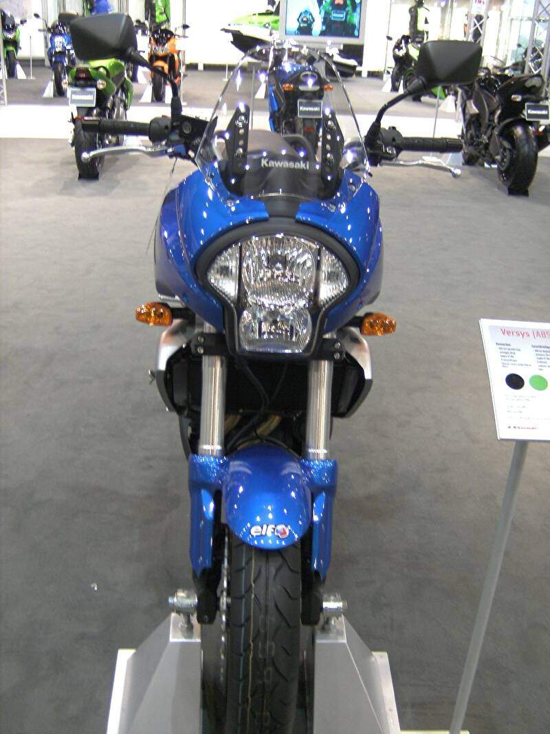 Kawasaki VERSYS 650 (2007),  ajouté par riahclam
