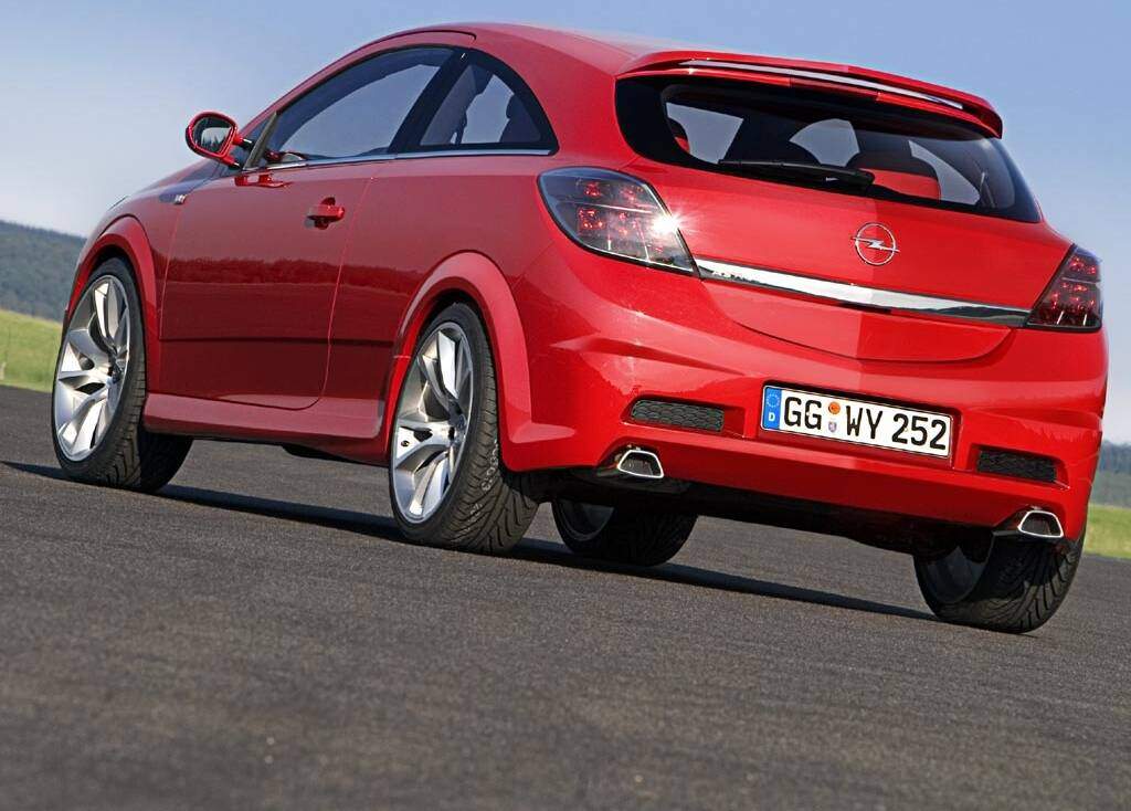 Opel Astra HPC Concept (2004),  ajouté par fox58