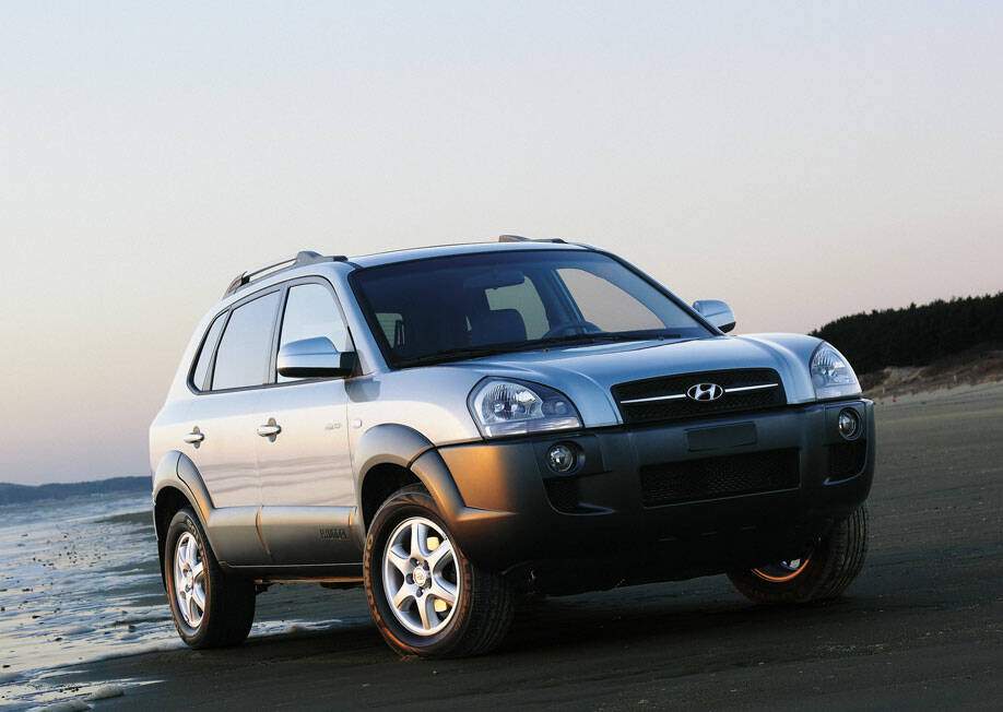Hyundai Tucson 2.7 V6 (JM) (2004-2010),  ajouté par riahclam
