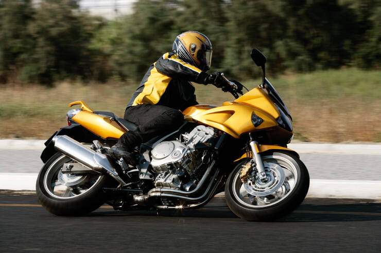 Honda CBF 1000 S ED (2006),  ajouté par riahclam