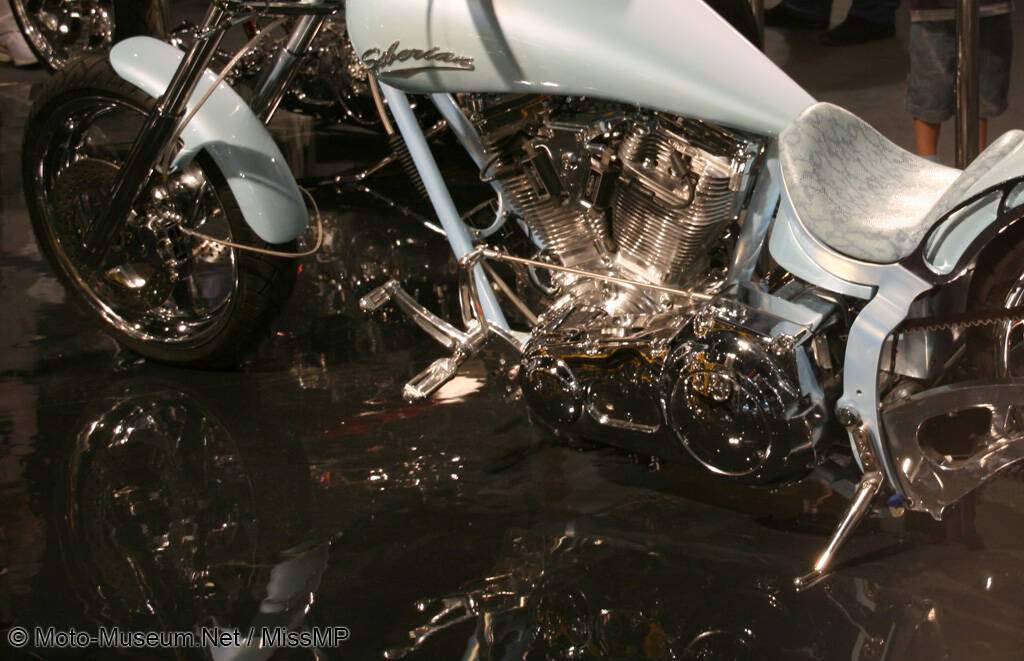 Hollister's Motorcycles Siberian (2006),  ajouté par MissMP