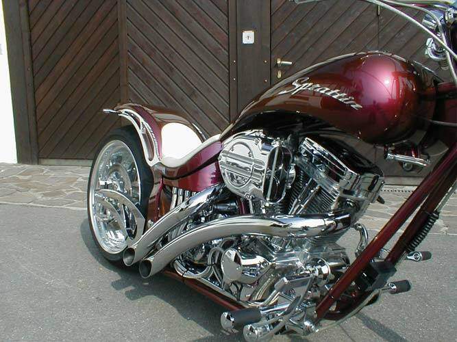 Hollister's Motorcycles Sprattin (2005),  ajouté par MissMP