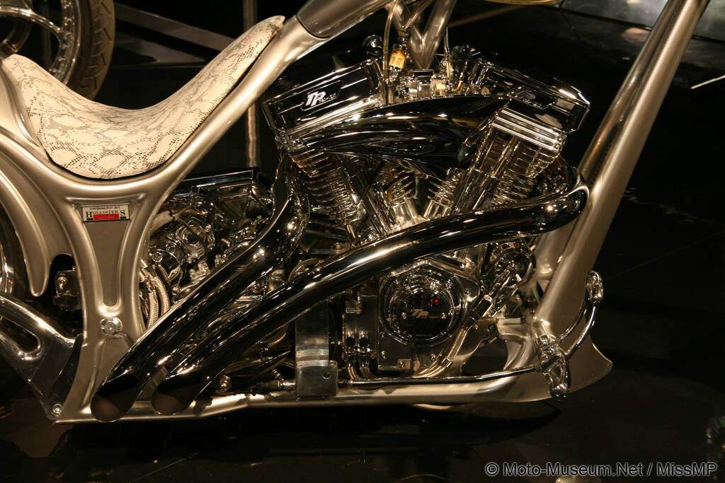 Hollister's Motorcycles Wide H (2007),  ajouté par MissMP