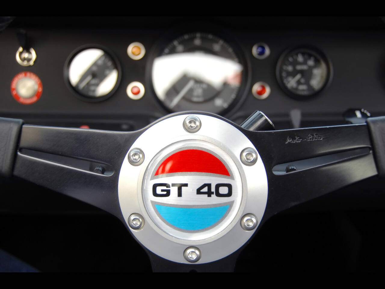 Shelby GT40 85th Commemorative (2008),  ajouté par fox58