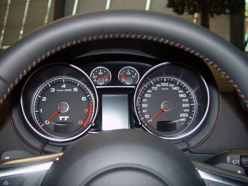 Audi TT II Roadster 3.2 V6 (8J) (2006-2010),  ajouté par MissMP