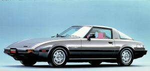 Mazda RX-7 II 1.3 162 (US) (1989-1991),  ajouté par fox58