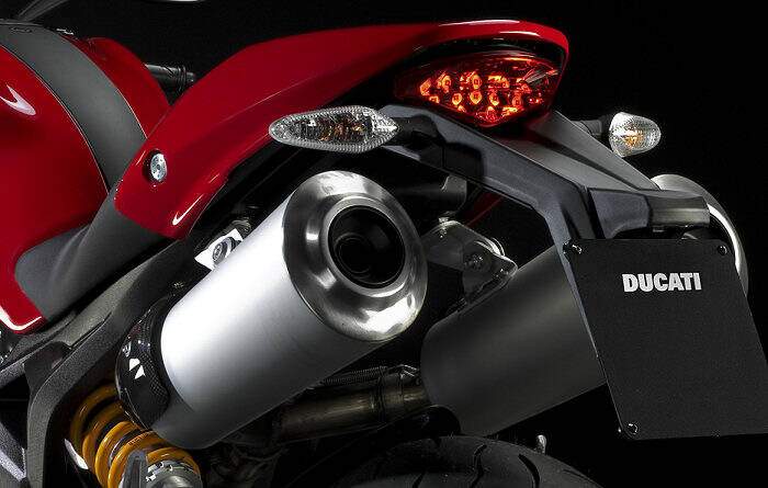 Ducati 1100 Monster (2009),  ajouté par nothing
