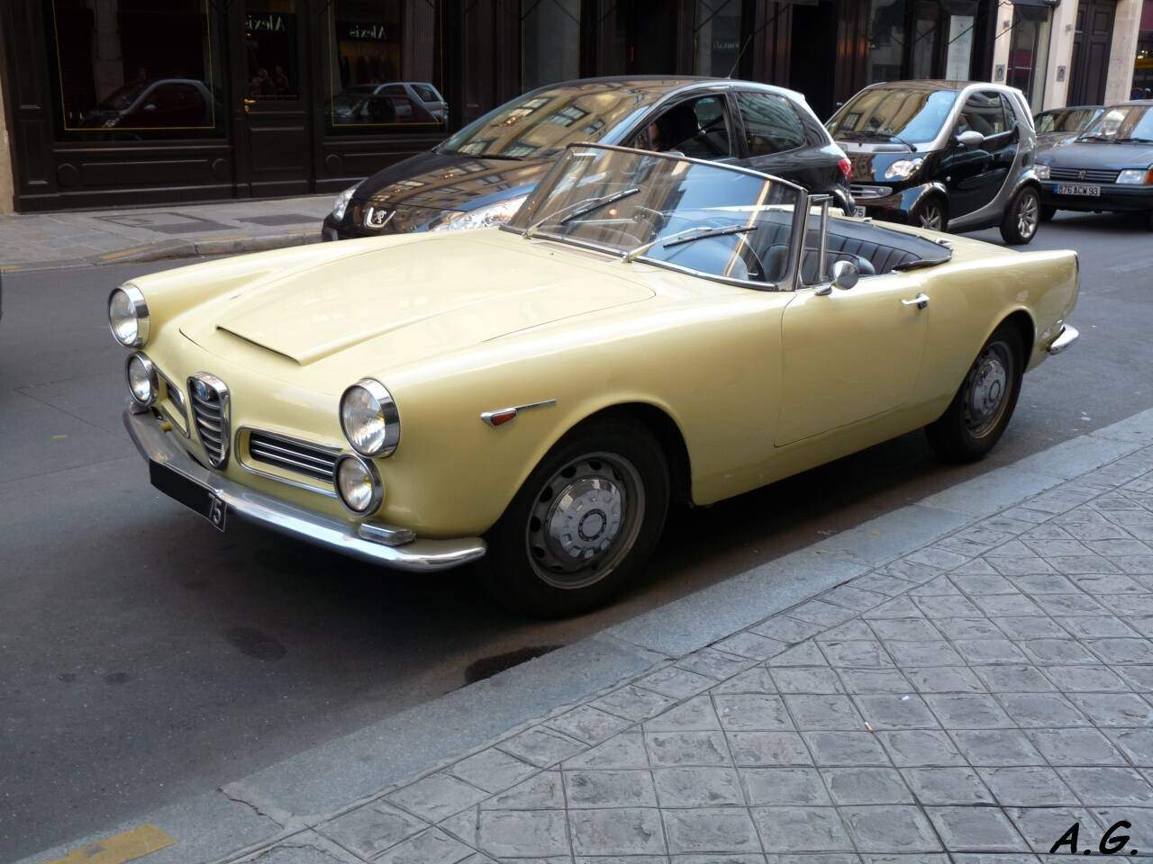 Alfa Romeo 2600 Spider (1961-1965),  ajouté par telkine