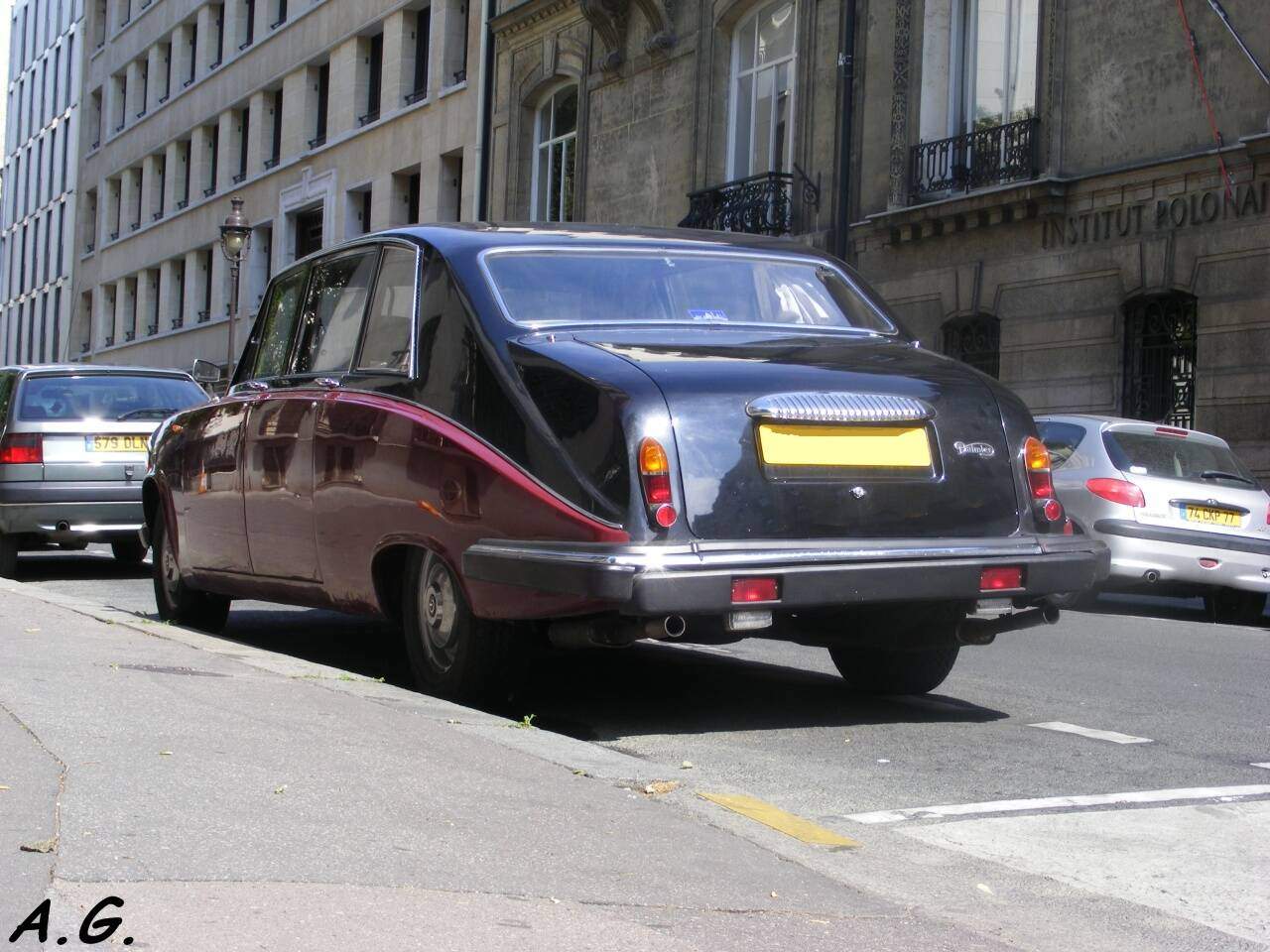 Daimler DS 420 Limousine (1968-1992),  ajouté par telkine