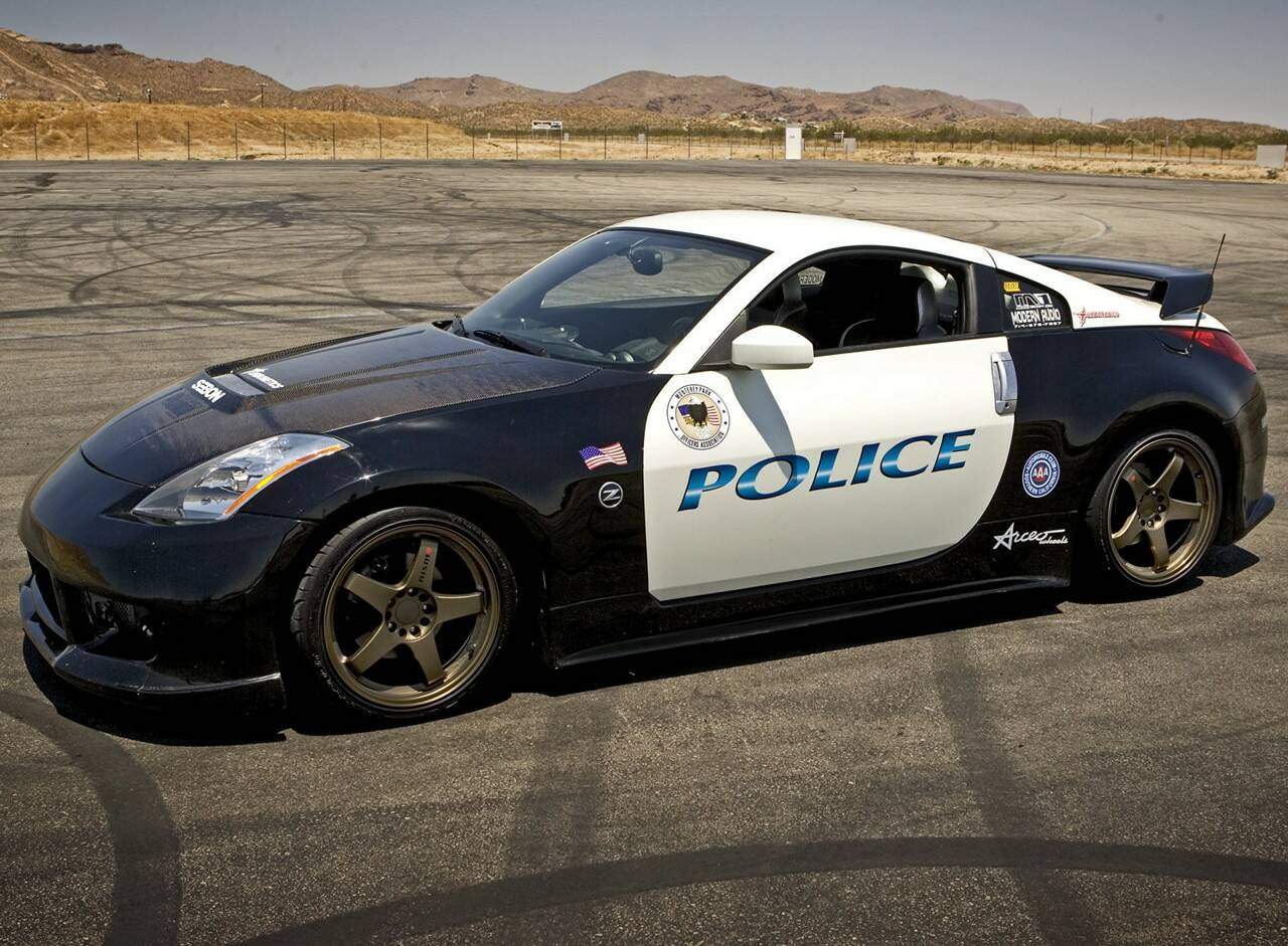 Nismo 350Z « 350Z Police » (2004),  ajouté par fox58