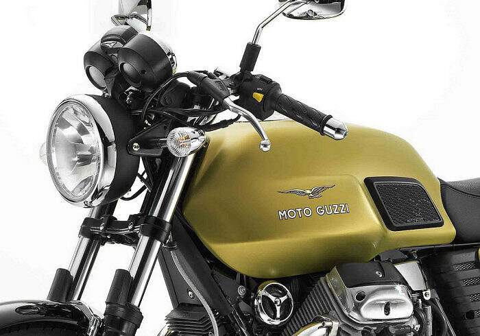 Moto Guzzi V7 750 Cafe Racer (2009),  ajouté par nothing
