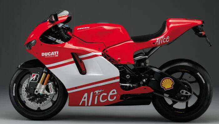 Ducati 1000 Desmosedici D16 RR (2006-2009),  ajouté par nothing