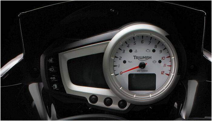 Triumph 1050 Speed Triple 15eme Anniversaire (2009),  ajouté par nothing