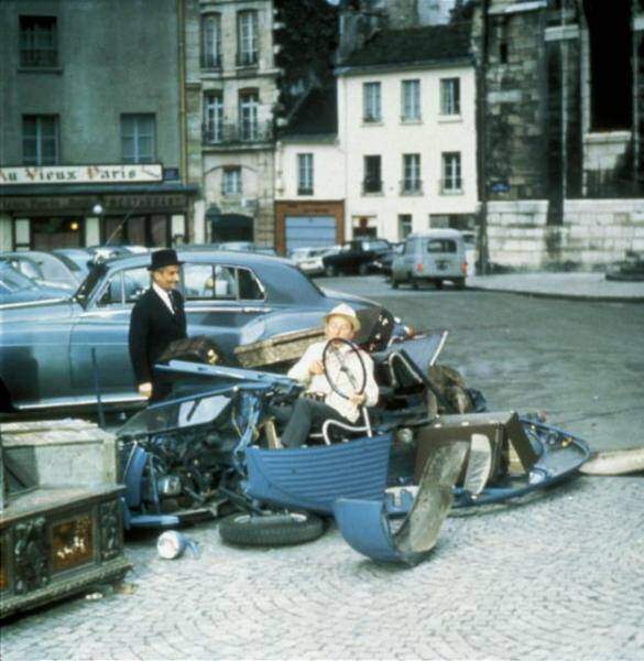 Voitures de films : Citroën 2CV (1964),  ajouté par choupette53