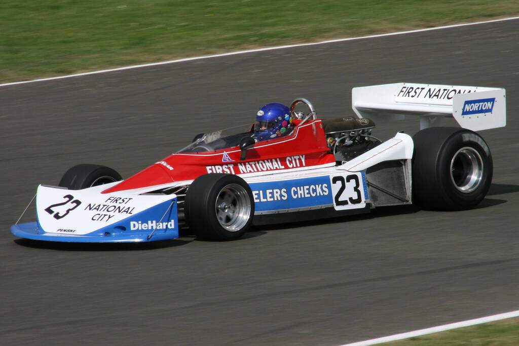 Penske PC3 Cosworth (1975-1976),  ajouté par hadlou