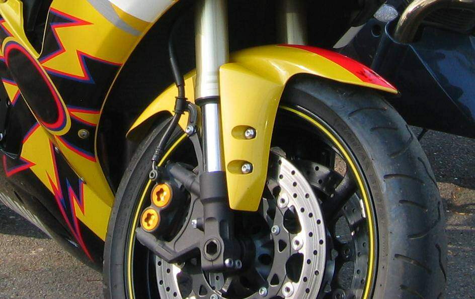Yamaha YZF 600 R6 Replica Rossi (2005),  ajouté par choupette53