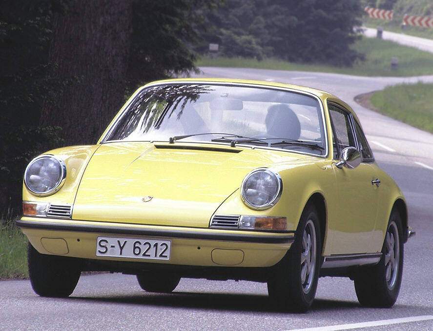 Porsche 911 E 2.4 (1971-1973),  ajouté par bef00