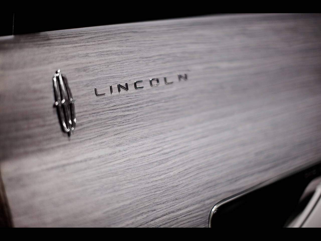 Lincoln C Concept (2009),  ajouté par bertranddac