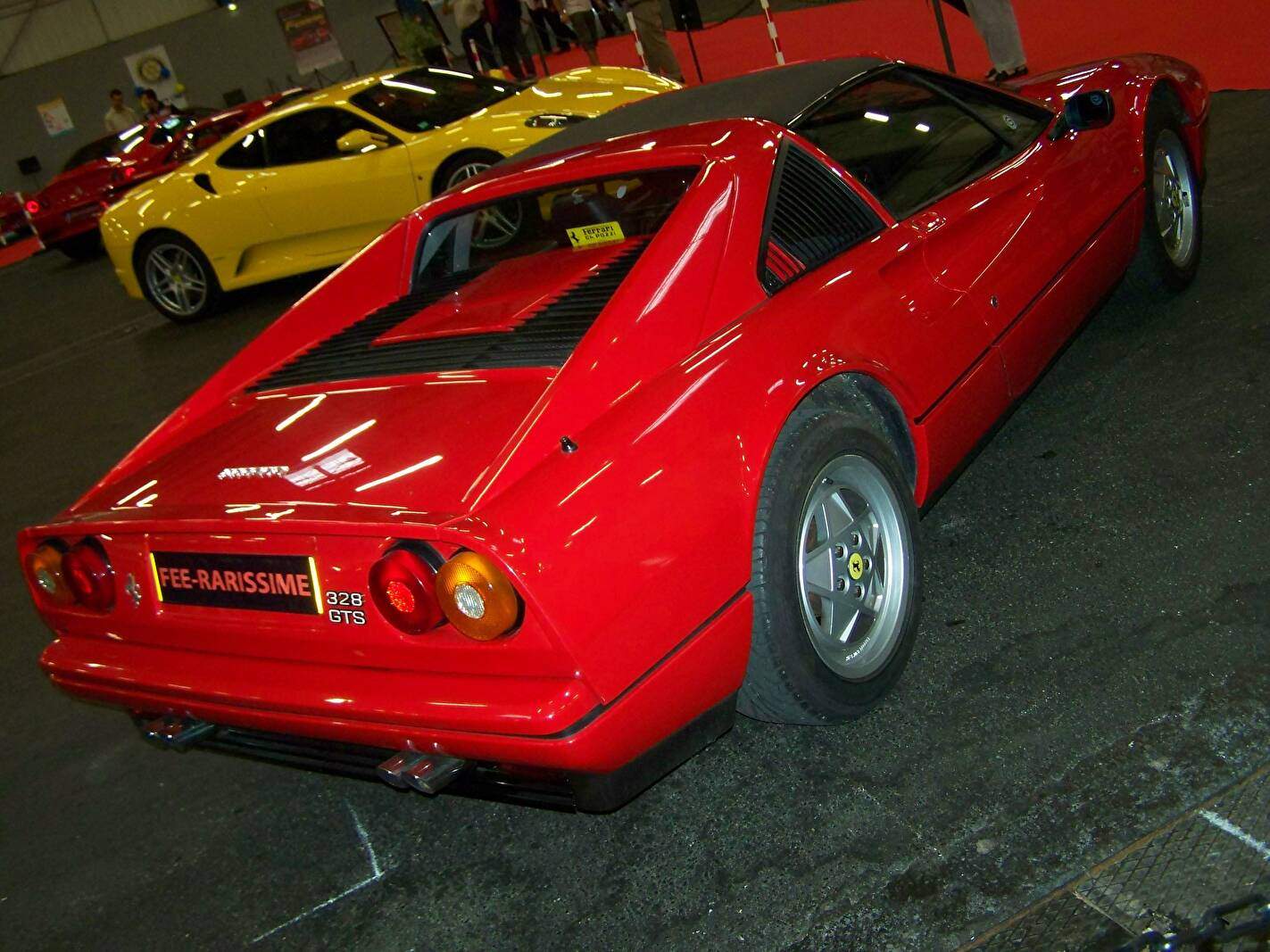 Ferrari 328 GTS (1985-1989),  ajouté par patetjef31