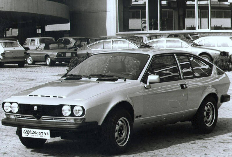 Alfa Romeo Alfetta GTV 2.6i V8 (116) (1977),  ajouté par bef00