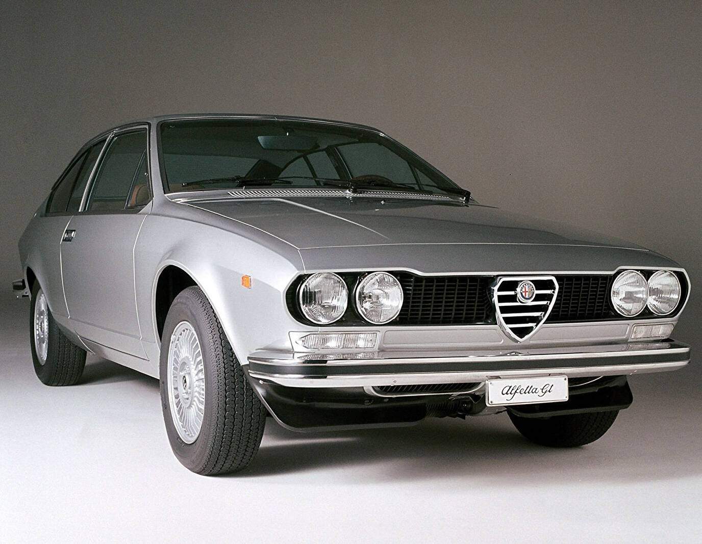 Alfa Romeo Alfetta GT 1.8 (116) (1974-1975),  ajouté par bef00