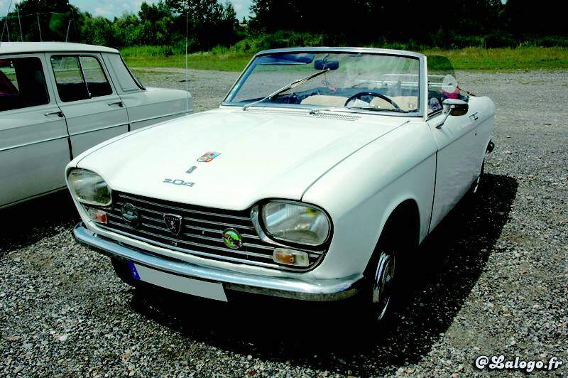 Peugeot 204 Cabriolet (1967-1970),  ajouté par fox58