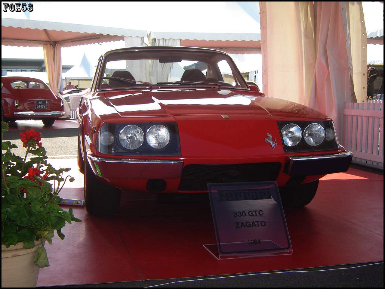 Ferrari 330 GTC Zagato (1967),  ajouté par fox58