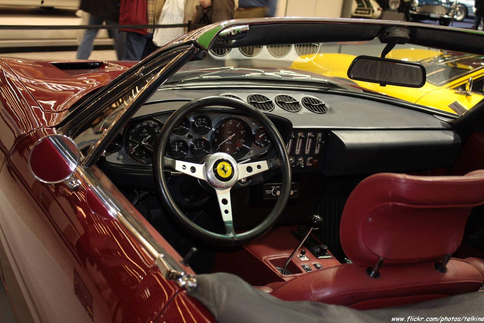Ferrari 365 GTS/4 Daytona Spider (1971-1973),  ajouté par telkine