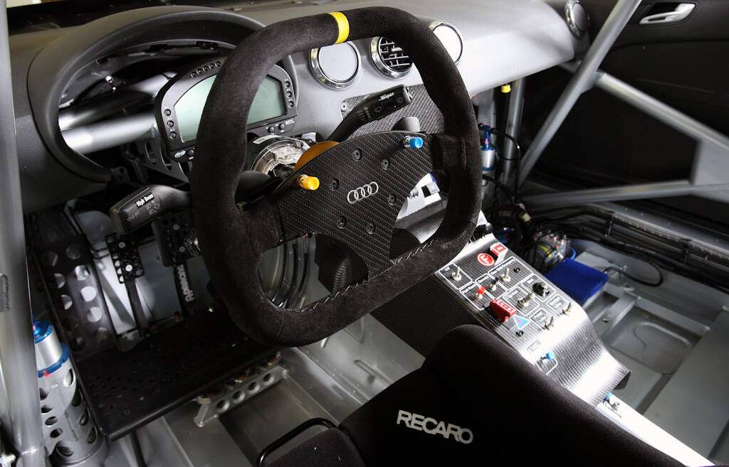 Raeder Motorsport TT RS VLN (2010),  ajouté par fox58