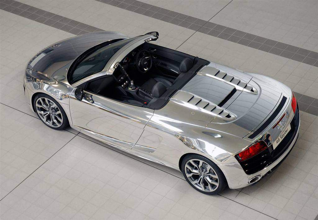 Audi R8 V10 Spyder « Chrome » (2011),  ajouté par fox58