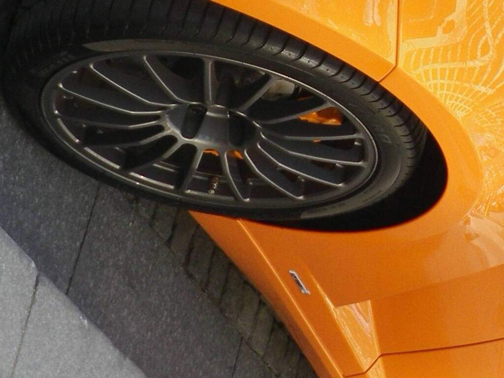 Lamborghini Gallardo LP560-4 « Bicolore » (2011-2013),  ajouté par xxxxx