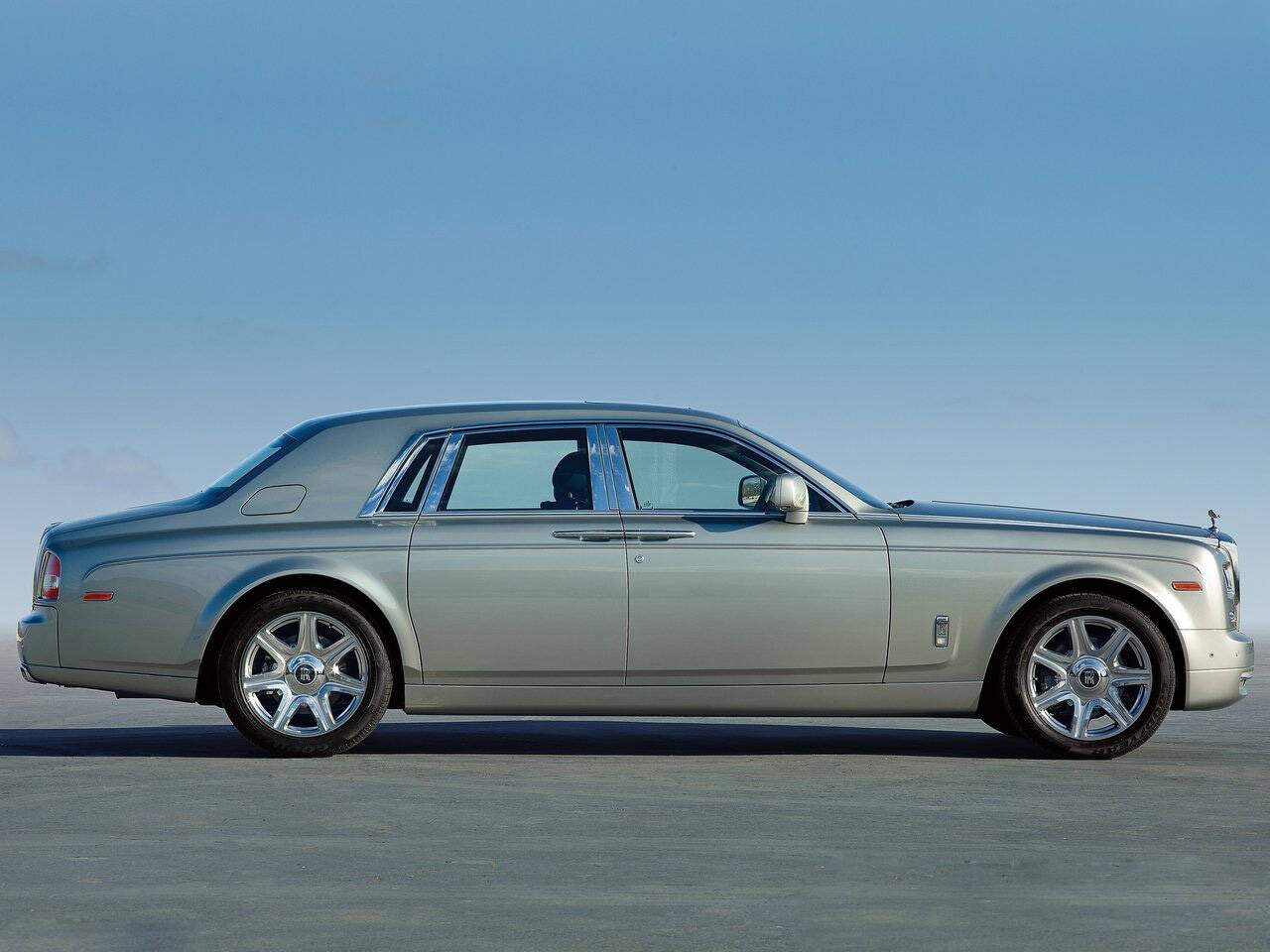 Rolls-Royce Phantom VII Séries II (2012-2016),  ajouté par fox58