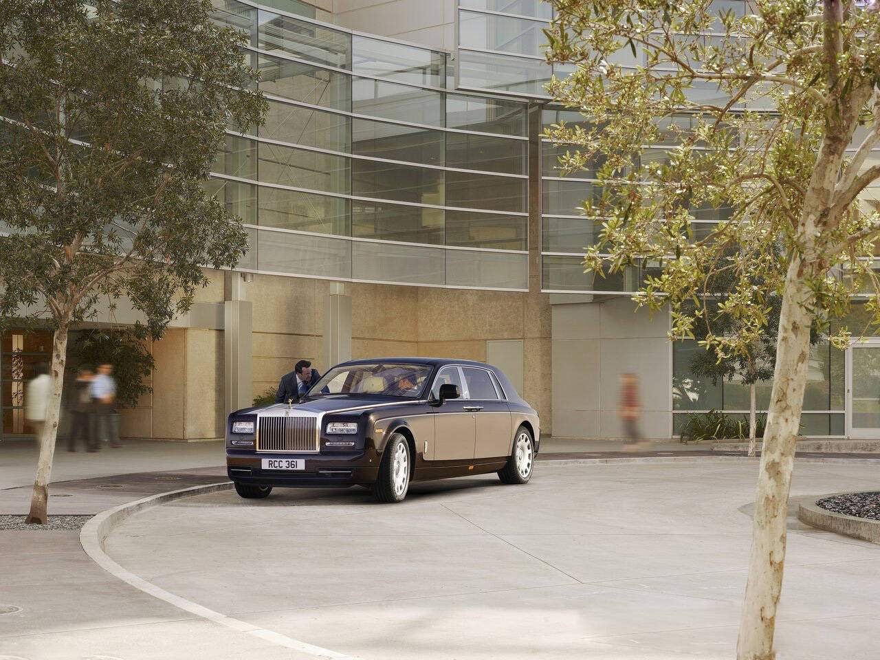 Rolls-Royce Phantom VII Séries II Extended Wheelbase (2012-2016),  ajouté par fox58