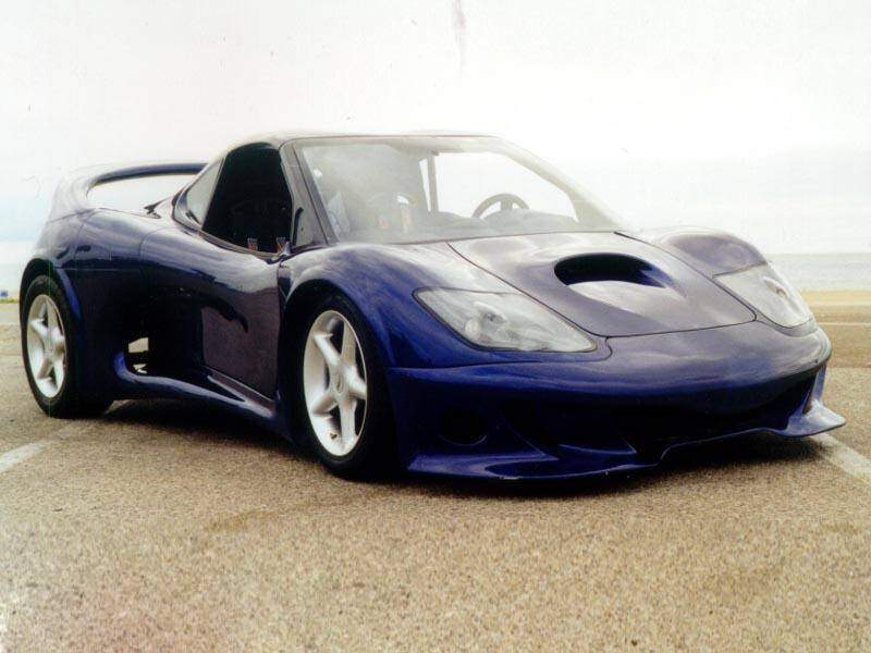 Mullen M11 Roadster (2001),  ajouté par fox58