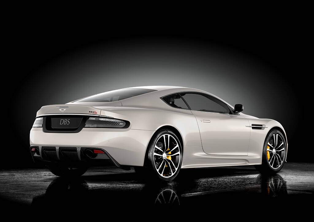 Aston Martin DBS « Ultimate » (2012),  ajouté par fox58