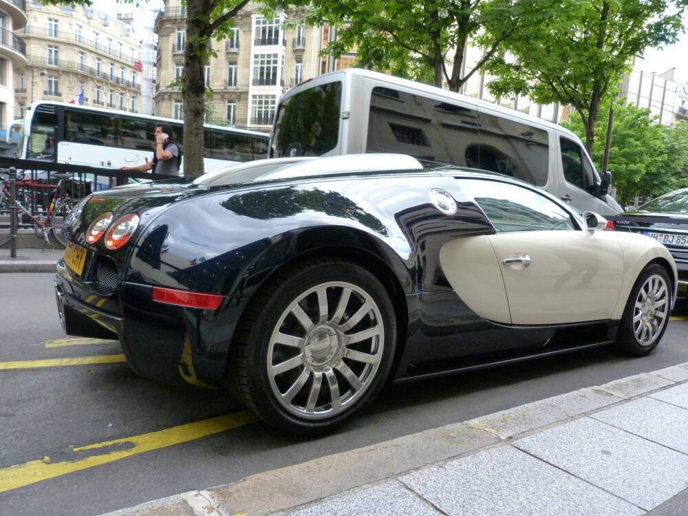 Bugatti EB 16.4 Veyron (2005-2011),  ajouté par xxxxx