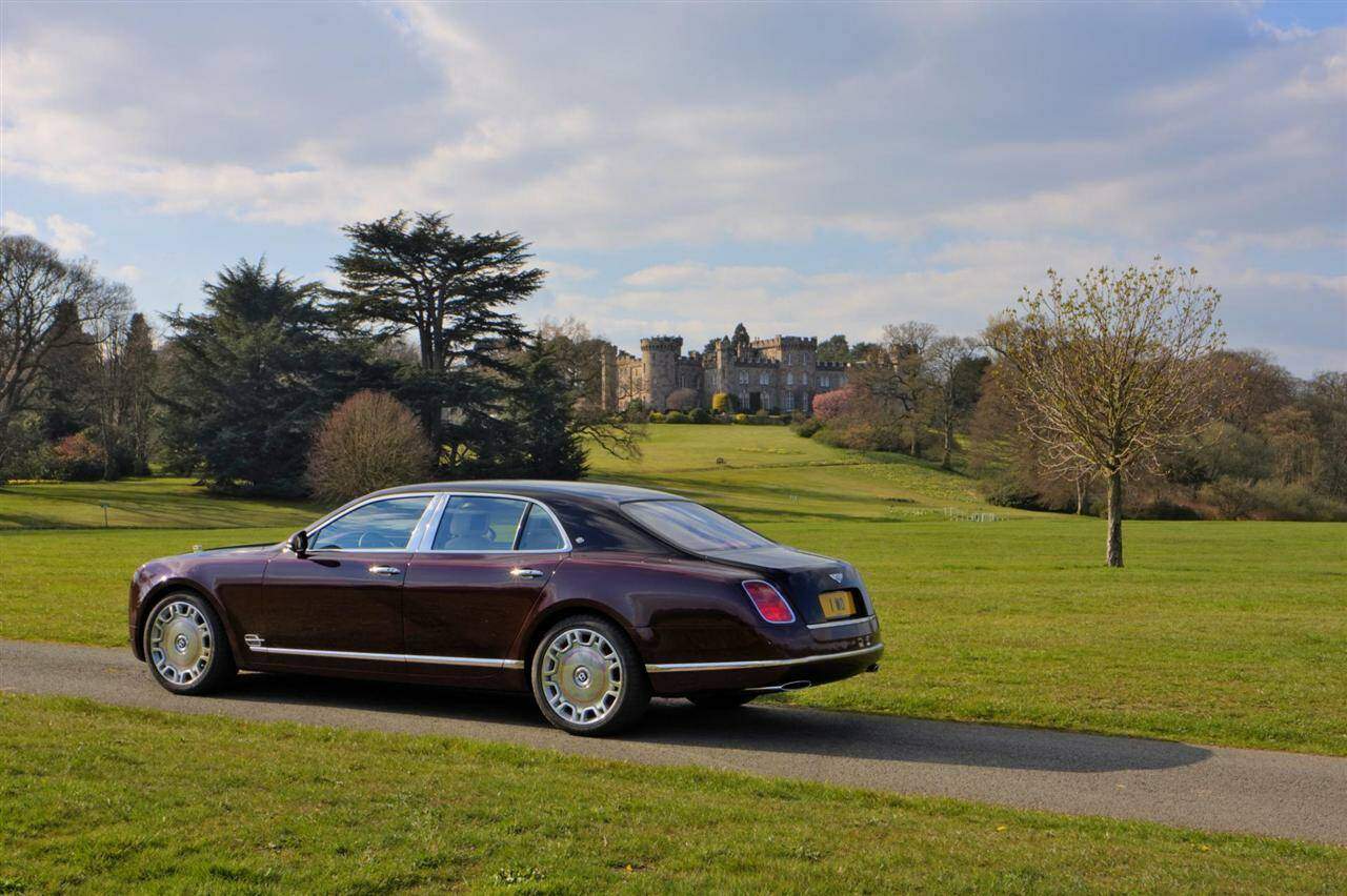 Bentley Mulsanne II « Diamond Jubilee » (2012),  ajouté par fox58