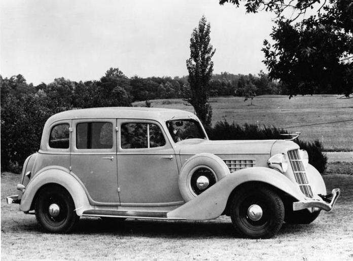 Auburn 654 Sedan (1936),  ajouté par bef00