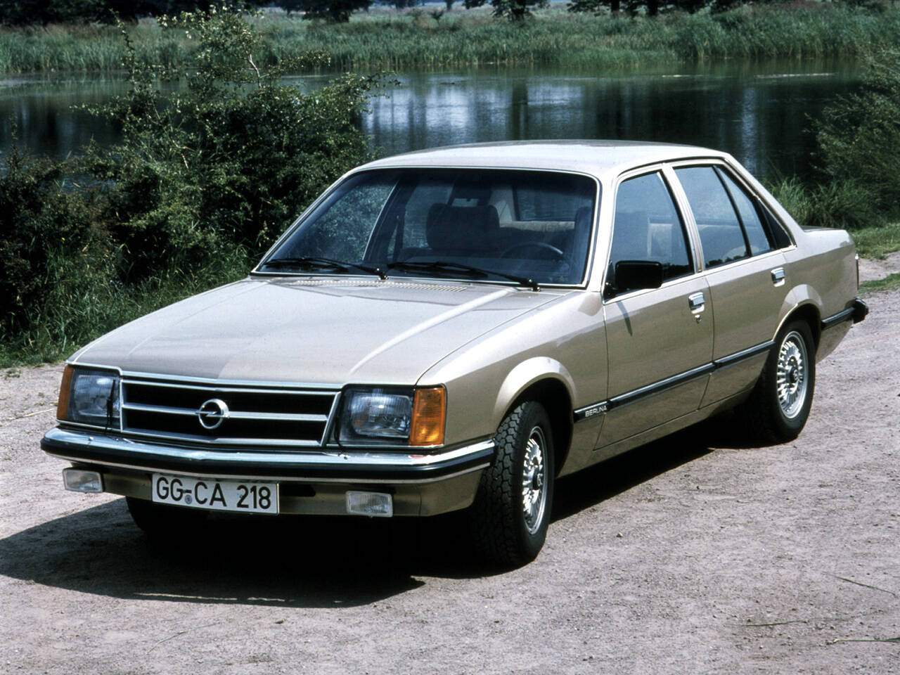 Opel Commodore III 2.5 S (1977-1982),  ajouté par bef00