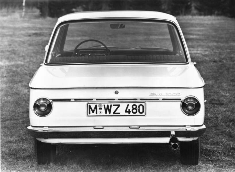 BMW 1600-2 (E10) (1966-1975),  ajouté par bef00