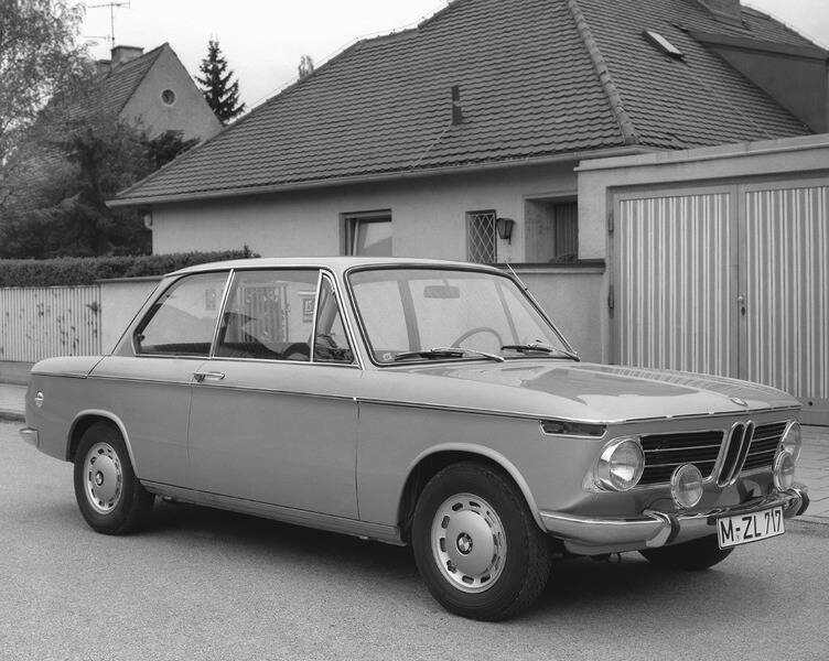 BMW 2002 (E10) (1968-1975),  ajouté par bef00